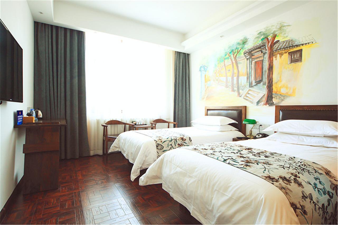 Nostalgia Hotel Near Tianjin Polar Ocean Word- Tianjin Fonte Joy World, 10 Minutes Drive Away From Tianjin Tanggu High-Speed Railway Station, Free Ice-Cream, Mineral Water, Snacks And Laundry Service, English Communication Well Exterior photo