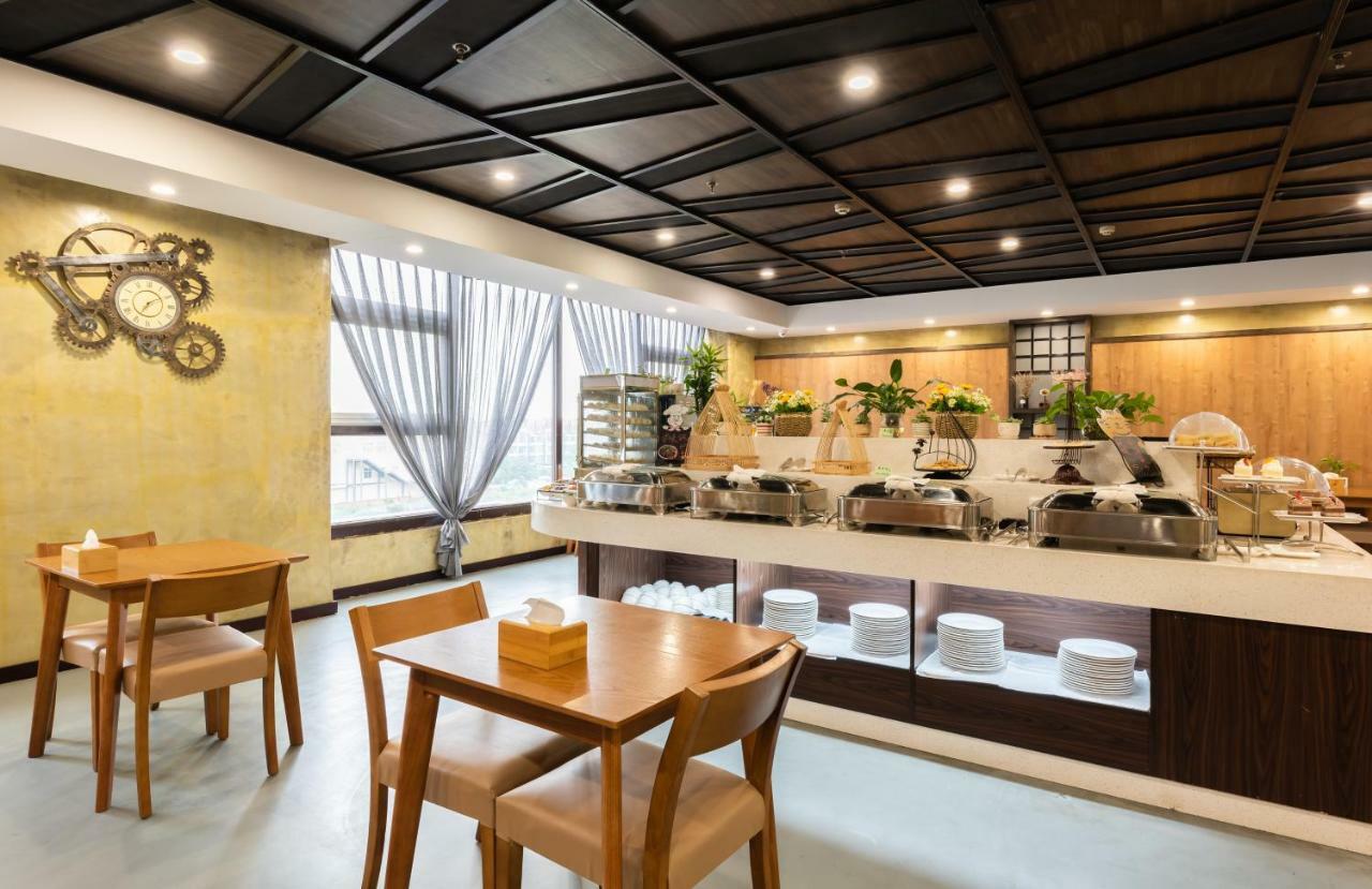 Nostalgia Hotel Near Tianjin Polar Ocean Word- Tianjin Fonte Joy World, 10 Minutes Drive Away From Tianjin Tanggu High-Speed Railway Station, Free Ice-Cream, Mineral Water, Snacks And Laundry Service, English Communication Well Exterior photo
